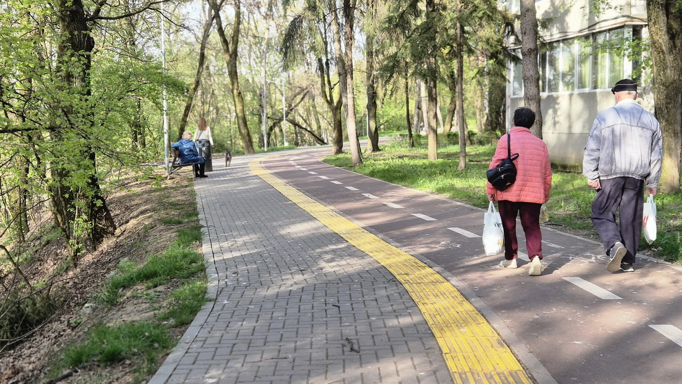 Cornişa – cartierul contrastelor discrete