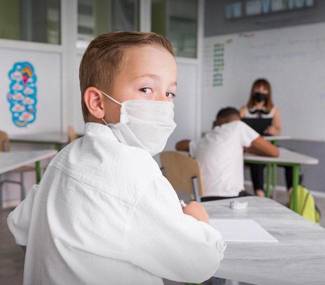 UMFST Târgu Mureș a operaționalizat „Școala din spital”. Elevii internați își pot continua studiile