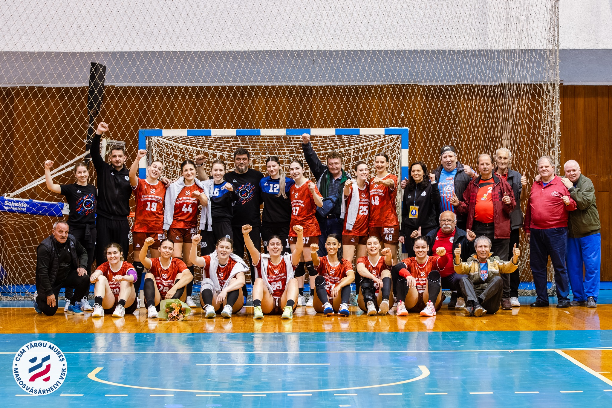 Victorie clară pentru CSM Târgu Mureș cu CSM Roman în play-off-ul Diviziei A